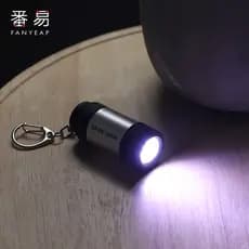 Chaveiro luz A1zoq001-pequena lanterna Mini chaveiro luz forte carregamento pequeno dormitório portátil casa