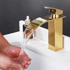 Torneira De Luxo Quente e frio Banheiro Lavabo cuba Cascata Monocomando Dourada Com mangueira Bica Baixa