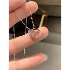 colar aço inoxidável colar Colar de prata quebrado feminino ins não desbota luz luxo nicho suave clavícula corrente te