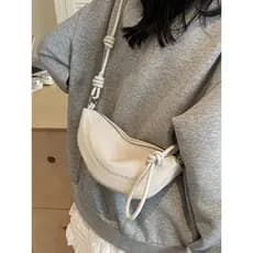 Bolsa bolsa transversal feminino Nicho Design High-End texturizado bolinho saco 2026 verão novo estilo Popular bolsa de