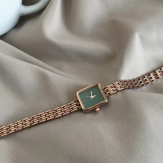 relogio feminino luxo relogio feminino pequeno Pulseira feminina de alta qualidade com relógio verde retrô estilo Hong K