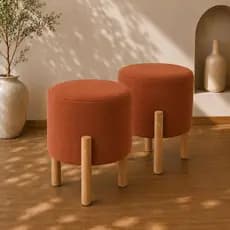 Kit 2 Puffs Banqueta Redondo Suede ou Linho Banquinho Decorativo Pés em Madeira