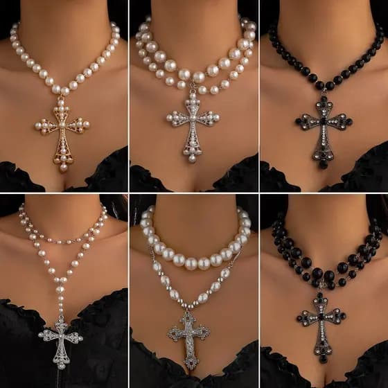 ​ ​           Colar de Pérolas Multicamadas Feminino com Pingente de Cruz - Design Geométrico, Cravejado de Diamantes, 9