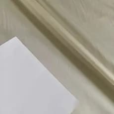 Conjunto de quatro peças de cetim de seda amarelo creme K capa de edredão 2 * 2.3 folhas 2.6 * 2.4 par de fronha