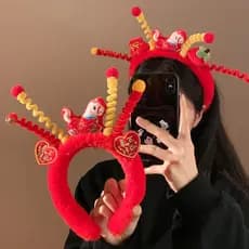 Ano novo cavalo vermelho ano torção vara de pelúcia bandana feminino bonito dos desenhos animados outono inverno Headwea