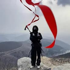 [Fenghe Freedom] Pólo de Trekking Fita vermelha Decoração de fita vermelha ao ar livre Escalada de montanha Escalada Fot