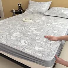 Lençol de seda gelada de verão Tapete legal Conjunto de três peças lavável à máquina Capa de cama com sensação fresca 20