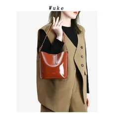 Must-Have Bolsa Feminina Novo Estilo Balde Bolsa Feminina Textura Moda All-Match Retro Bolsa de Ombro de Couro Brilhante