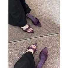 [Produtos prontos para entrega no mesmo dia] Chinelos femininos 2026 verão exterior saia combinando lindo laço de cetim