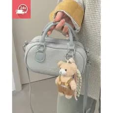 Bolsa transversal feminina minimalista urbana quadrada em PU