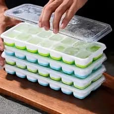 Forma de Gelo Com Tampa e Fundo de Silicone – 14 Cubos.