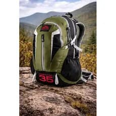 Mochila Commuter 35 Litros Trilhas E Rumos Com Capa De Chuva Verde/preto