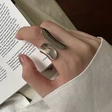 Versão coreana nicho Design indústria pesada rosto Ultra-largo forte sentimento anel feminino estilo minimalista elegant