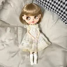 Adequado para bonecas Blythe de 1/6, peruca de cabelo curto com acessórios estilo bob, Dreamy Toy 8OSU.