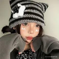 Gorro de malha AMARLIS Y2K, gorro listrado fofo com padrões de estrela e diabo Y2K, gorro feminino com orelhas de gato p