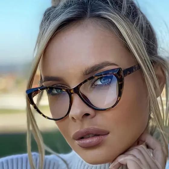 Óculos anti-radiação estilo olho de gato, óculos de moda, equipados com lentes intercambiáveis, oferecendo a combinação