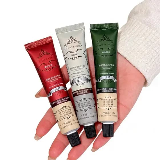 Conjunto de 3 Cremes Hidratantes para Mãos para Mulheres, Loção Leve e Não Oleosa com Aromas de Chá Preto, Madeira e Orq