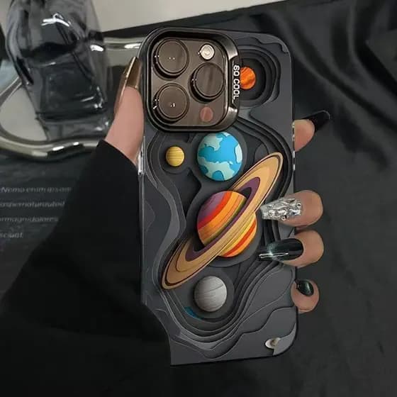 Capa de Telefone Personalizada com Texto "Planeta Cósmico"