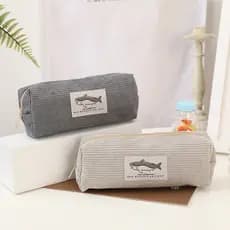 | 【pencil case】 | No Little Red Book Mesmo estilo Shark Bordado Estojo para lápis Alunos do ensino fundamental Bonito Bi