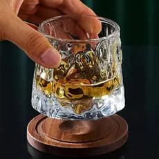 Copo de Whisky Rotativo com Base de Madeira, Adequado para Suprimentos Criativos e Inovadores de Bar, Copo de Vinho Vint