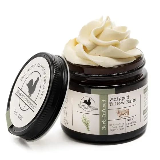 HearthandHomestead: Bálsamo Artesanal de Sebo Batido (Sem Perfume/Infundido com Ervas) - Manteiga Corporal Orgânica com
