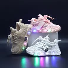 Tênis infantis estilo novo 2026 para meninos e meninas, sapatos casuais de cano alto para estudantes, sapatos de bebê co