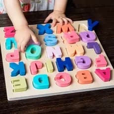 Enigma de madeira Montessori Brinquedos para Bebê Crianças Alfabeto Número Forma Jogos Early Brinquedos Educativos