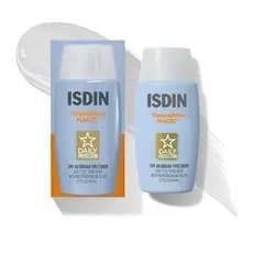 ISDINFusionWaterMAGICSPF40, um protetor solar facial leve que contém ácido hialurônico e vitamina E, é adequado para uso