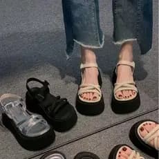 Sandálias de tamanho 35-40, sola grossa, sandálias femininas romanas, sapatos 2026, verão, novo estilo, sandálias de pra