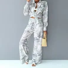 Conjunto Feminino de Moda com Camisa de Gola de Lapela Estampada e Calças de Cintura Alta para o Dia a Dia (28675)