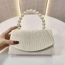 Bolsa clutch de cetim texturizado, bolsa de noite plissada de novo estilo, bolsa de mão com pérolas e aba, bolsa de noit