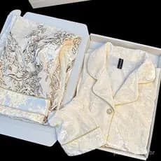 Novo Conjunto de Pijamas de Veludo Dourado para Mulheres Outono/Inverno, com Gola Reversível, Modelo de Alta Qualidade V