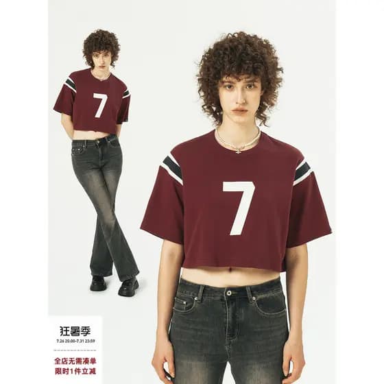 [Item com desconto] 714street Street Wear Camiseta americana de manga curta para meninas Camiseta esportiva estampada pa