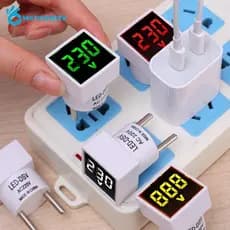 Plugue Da Ue Display LED Voltímetro Luz Indicadora-Quadrado Digital Carro Motocicleta Volt Tester-Medição De Tensão AC 5