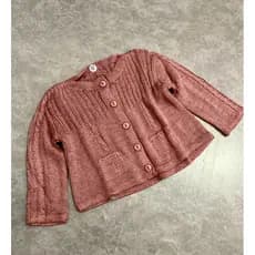 Casaquinho de Botão Infantil Tricot com detalhes em trança menina casaco tricô