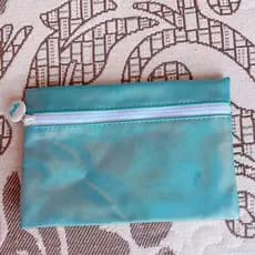 desapego bolsinhas ipsy necessaire maquiagem pequena 2