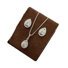 Conjunto Formato Gota Cravejado Prata 925 Garantia Eterna