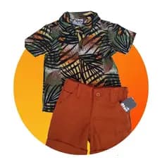 Conjunto infantil menino estampa floral / Camisa infantil manga curta floral estampada / Camisa e bermuda infantil