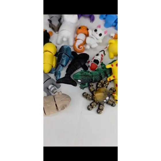 Kit 12/16/24/32 Mini Animais Articulados Flexíveis Sortidos +80 Modelos Colecionáveis Weedneis Wiggles Lembrancinha