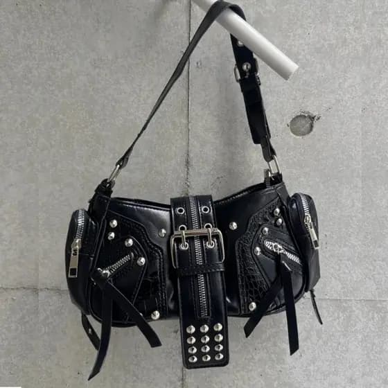 Bolsa Feminina De Ombro Shoulder Bag Rock Punk Y2K com Tachas Fivela e Zíper Preta Estilo Gótica