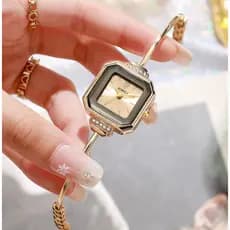 Pequeno Quadrado Vintage Luxo Feminino Pulseira Relógio Strass Moda Elegante Relógios De Quartzo Adequado Para Decoração