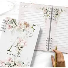 Caderno floral alfabeto ou frase que deseja personalizar
