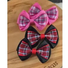 Par de laço junino xadrez luxo, laço junino infantil, laço boutique luxo, acessório infantil, laço escolar.