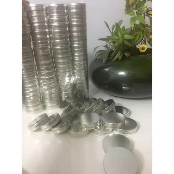 100 unidades de latinha metal vela aromática lembrancinha balas brigadeiros e doces lata pata brindes exclusivos e personalizados
