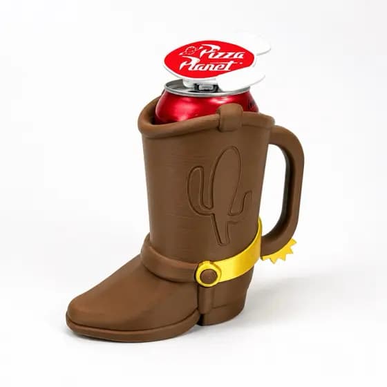 Porta Lata Bota Woody Toy Story Abridor de Lata Refrigerante Energético Gratos abre Latas Presente Criativo