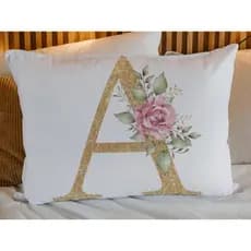 Fronha Decorativa Capa De Travesseiro Alfabeto Glitter Dourado A a Z 70x50 em Micropercal