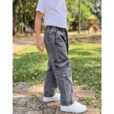 Calça Cargo jeans Infantil Juvenil Skatista Jeans Preta Marmorizada Unissex Menino menina do 4 ao 16