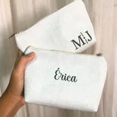 Necessaire Personalizada com Nome e Iniciais. presente, madrinha, casamento, lembrancinha.