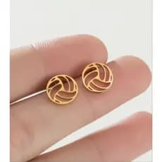 Brinco bola de vôlei aço banhado a ouro 18k