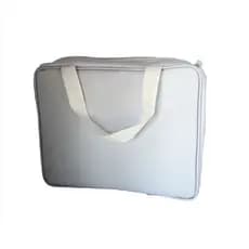 Necessaire MALOTE inteira NAILON (tecido)  BRANCA  28x22 com alça